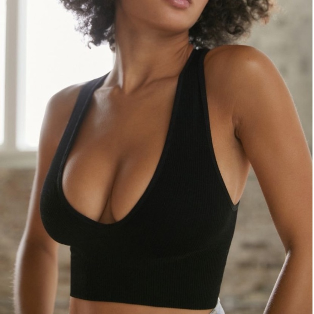 Urban Outfitters Black Out From Under Hailey Seamless Plunging Bra Top